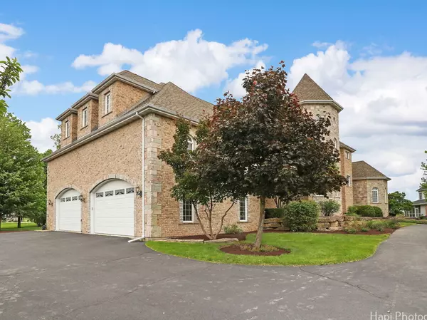 Poplar Grove, IL 61065,306 Calloway CT