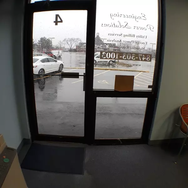 Schaumburg, IL 60173,2385 Hammond DR #4