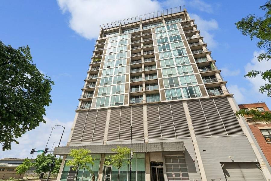 Chicago, IL 60607,700 W Van Buren ST #601