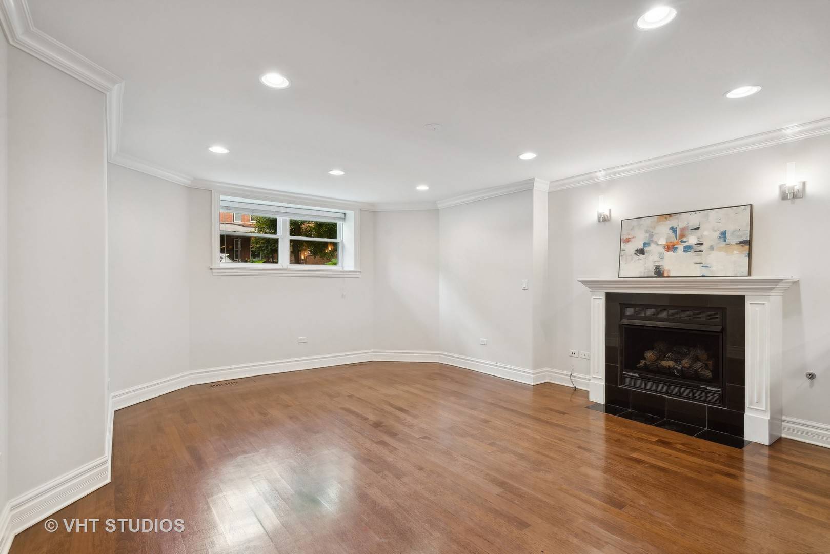 Chicago, IL 60640,1625 W Catalpa AVE #G