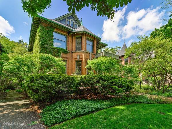 2330 N Kedzie BLVD, Chicago, IL 60647