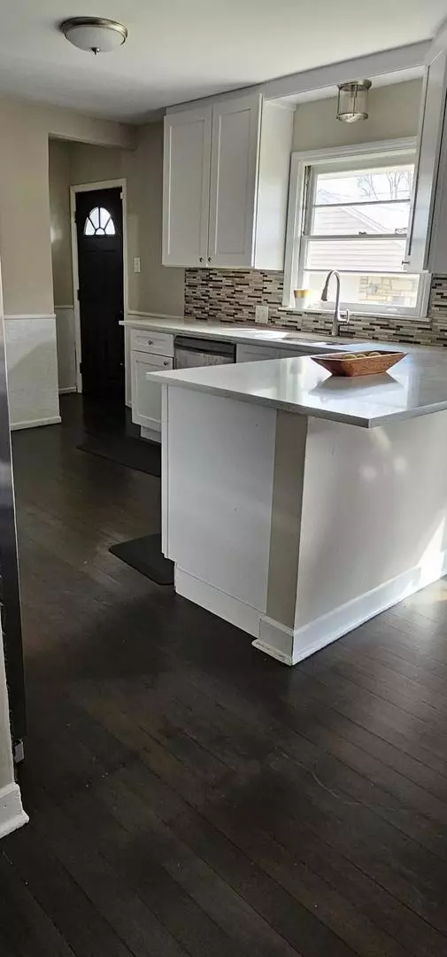 Broadview, IL 60155,2321 S 18th AVE