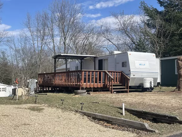 Sublette, IL 61367,5-156 Woodhaven Lakes