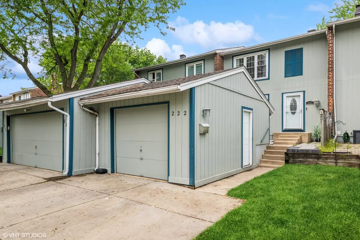 Bloomingdale, IL 60108,222 CLEARBROOK LN #222