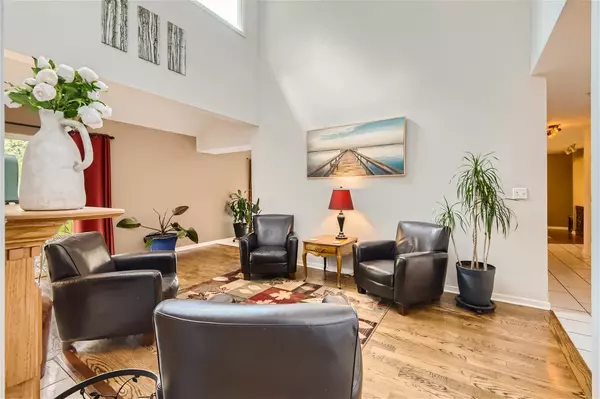 Mundelein, IL 60060,19602 W Martin DR