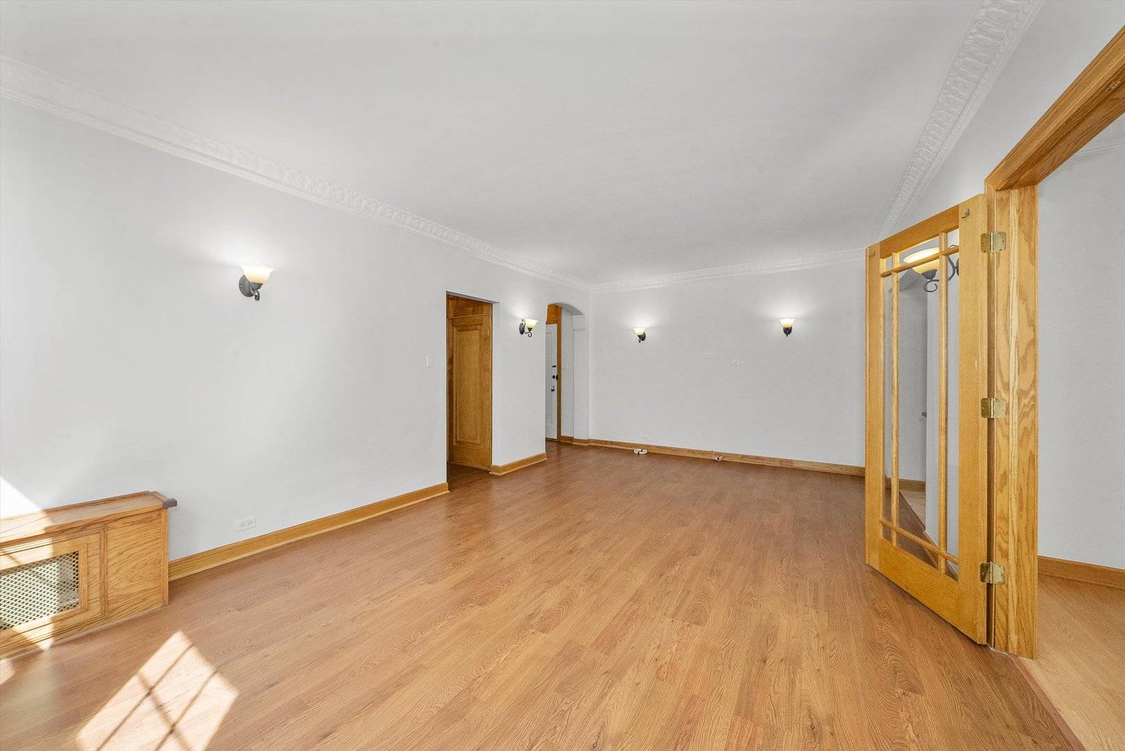 Chicago, IL 60660,6101 N SHERIDAN RD #8D
