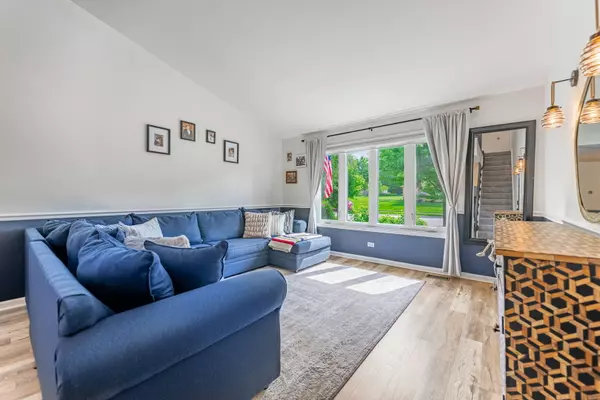 Bloomingdale, IL 60108,308 Brookdale DR #B