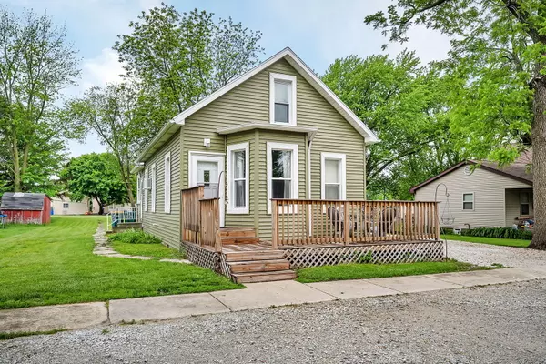 105 N Ames ST, Cabery, IL 60919