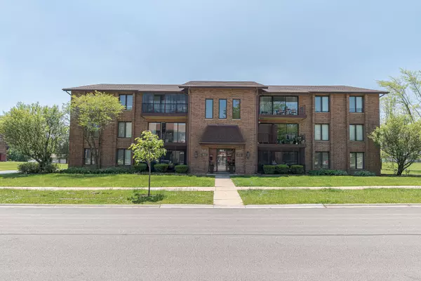 9949 Treetop DR #3306, Orland Park, IL 60462