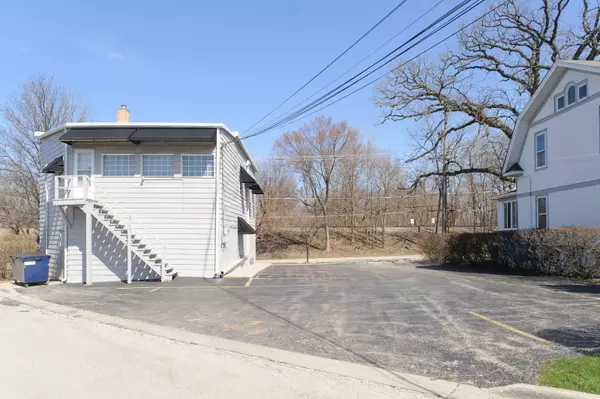 Highland Park, IL 60035,2542-2558 Green Bay RD