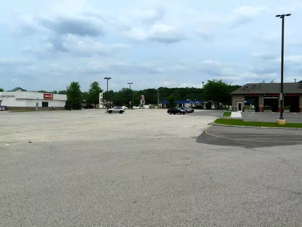 Fox Lake, IL 60020,1370 S US Highway 12