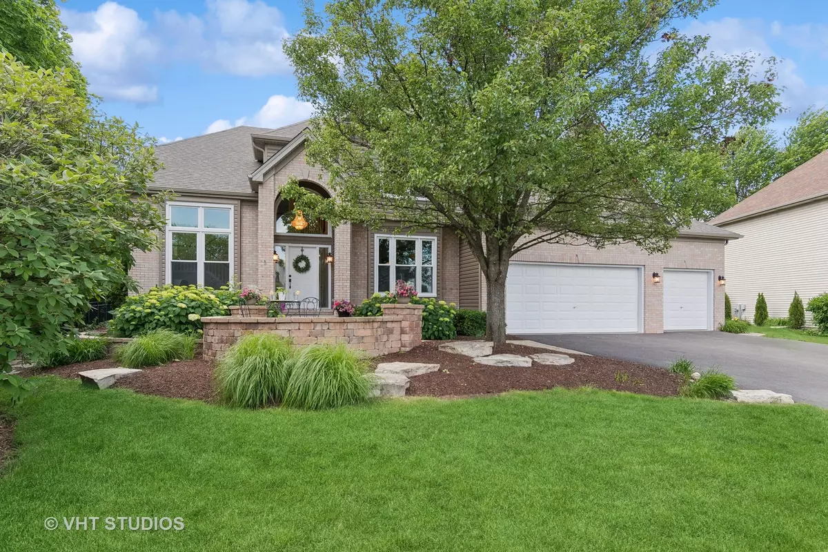 Aurora, IL 60504,245 Alderwood LN