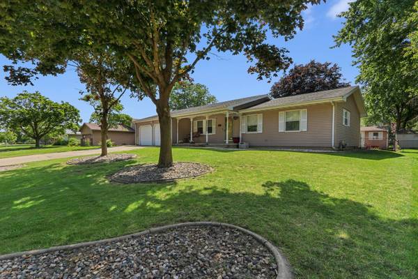 1014 Oakcrest DR,  Rantoul,  IL 61866