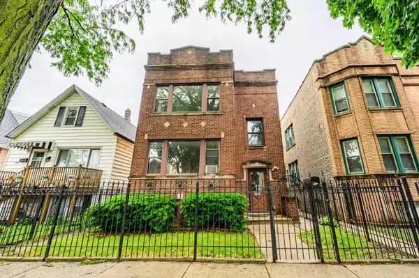 4506 W Montana ST, Chicago, IL 60639