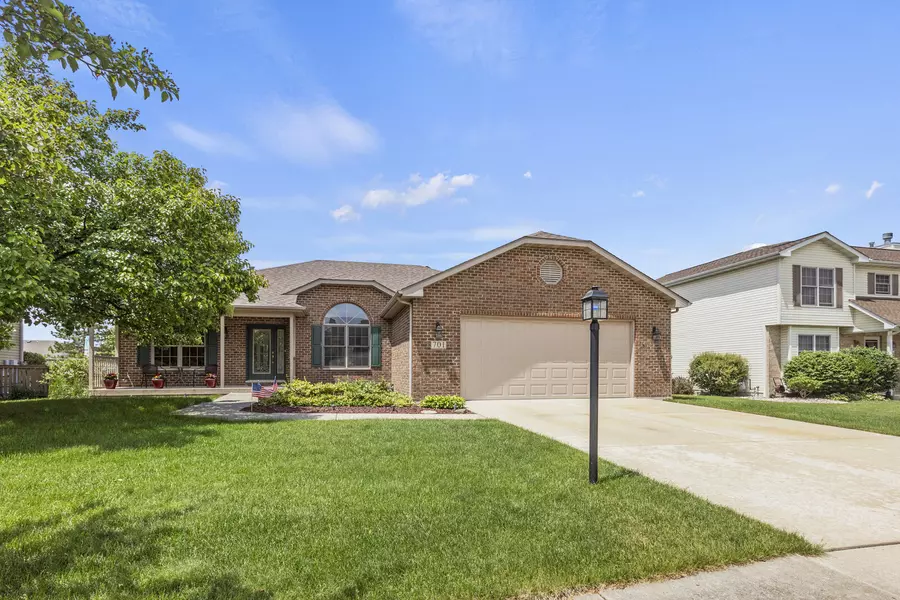 701 Clifford DR, Minooka, IL 60447