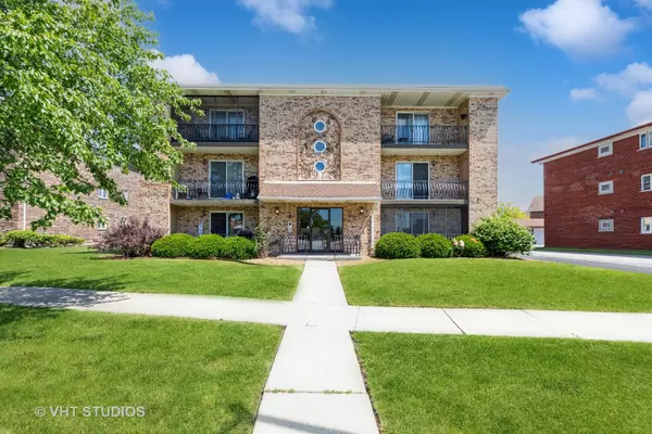 8142 169th ST #2E, Tinley Park, IL 60477