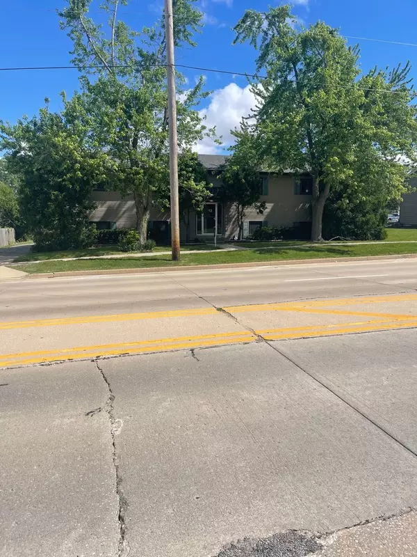 112 W Raab RD,  Normal,  IL 61761