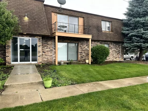 831 E Glenwood Lansing RD #609, Glenwood, IL 60425