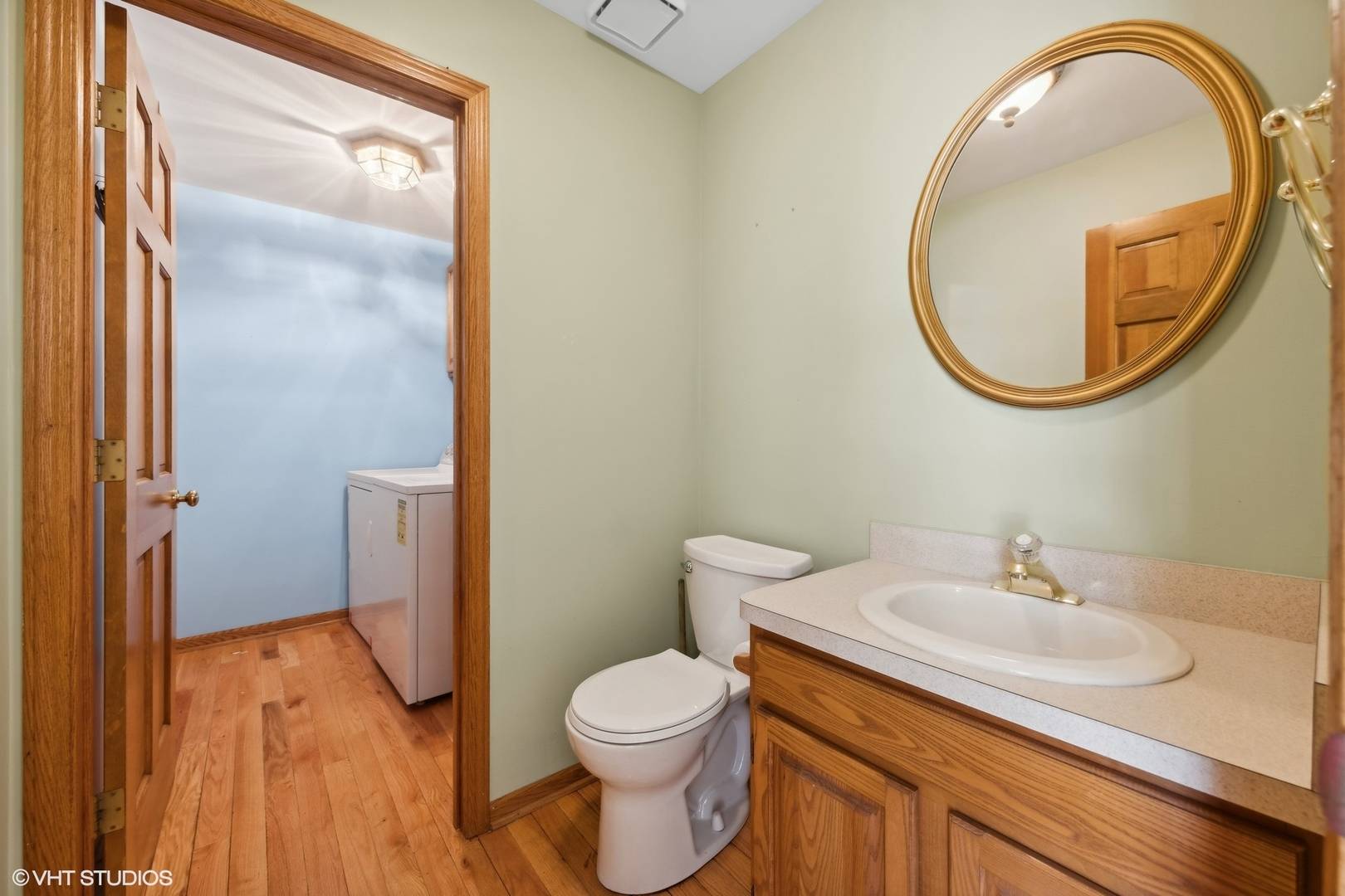 Downers Grove, IL 60516,1039 Pinewood DR