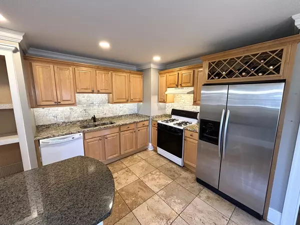 Montgomery, IL 60538,115 Saugatuck RD