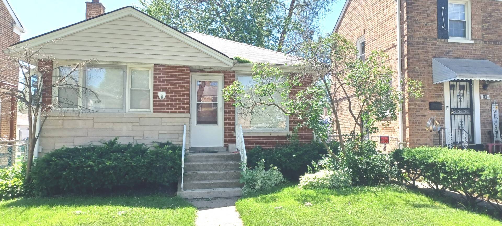 408 Geneva AVE, Bellwood, IL 60104