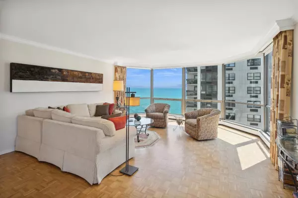 Chicago, IL 60610,1310 N Ritchie CT #20C