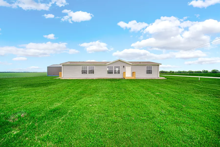 9 E 7500s RD, Chebanse, IL 60922