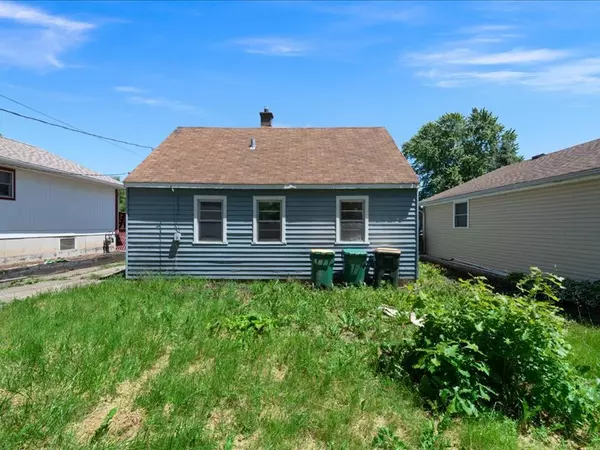 Round Lake Beach, IL 60073,1516 N Ridgeway AVE