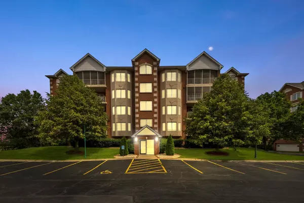 7728 Greenway BLVD #2NE, Tinley Park, IL 60487