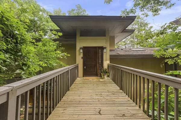 Johnsburg, IL 60051,3712 Pitzen RD