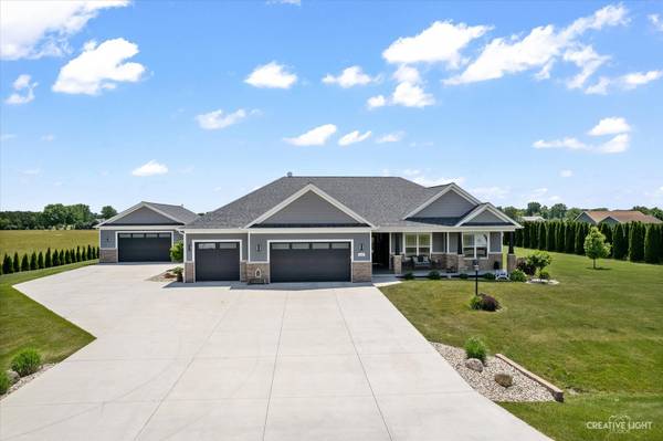 2438 N 4220th RD,  Sheridan,  IL 60551