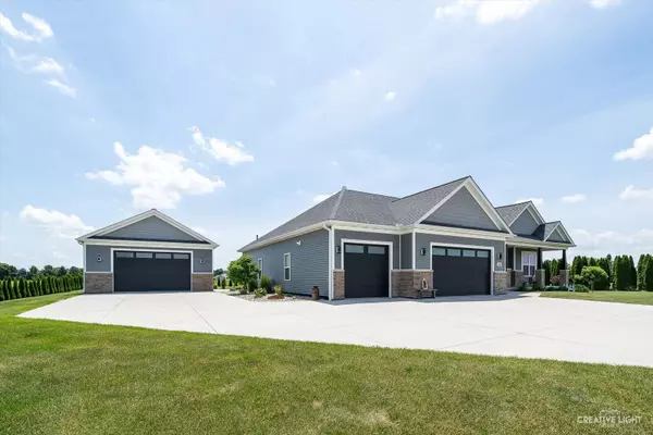 Sheridan, IL 60551,2438 N 4220th RD