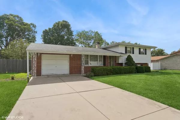 Elwood, IL 60421,311 S Lincoln ST