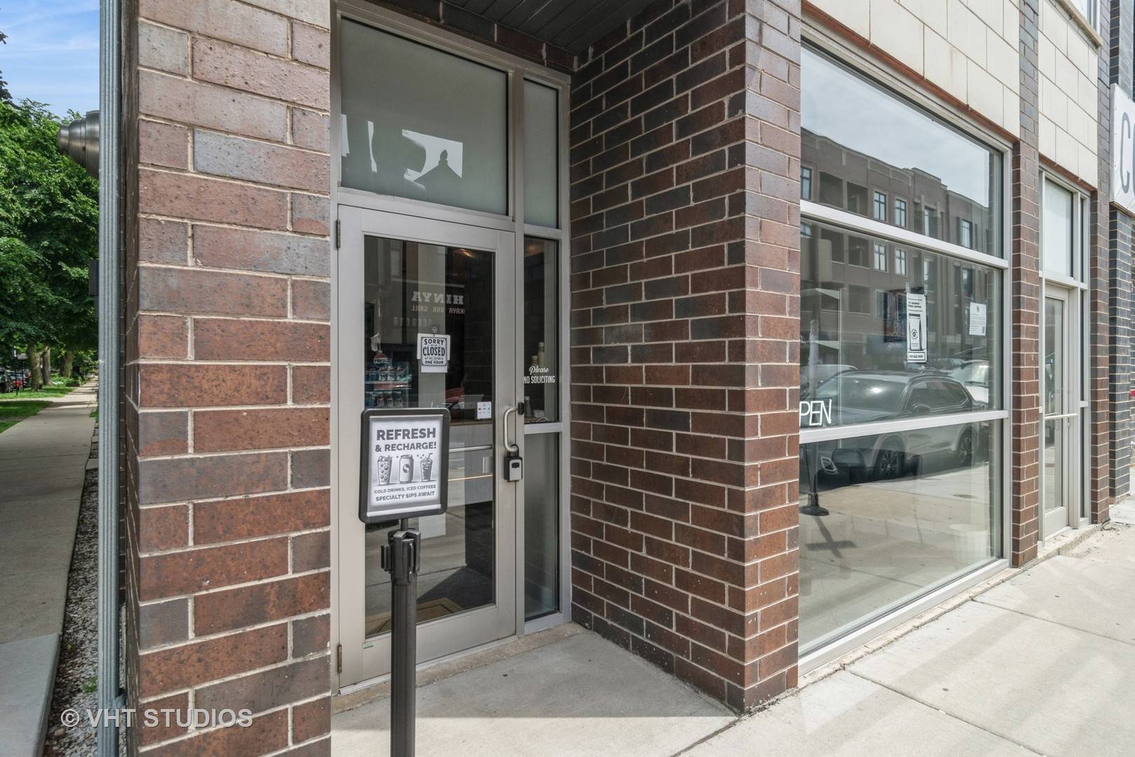 2256 W North AVE #1, Chicago, IL 60647