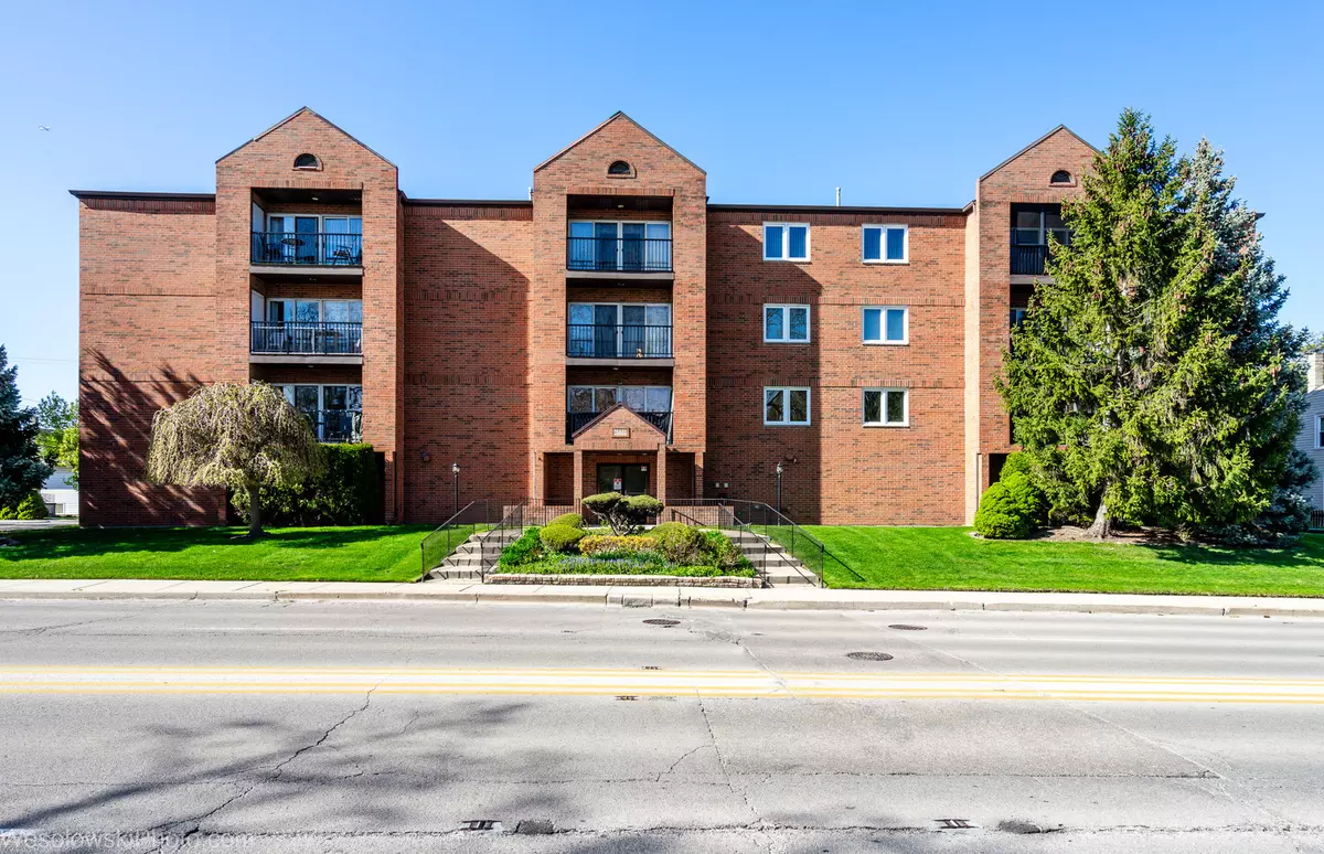 Harwood Heights, IL 60706,6550 W Gunnison ST #405