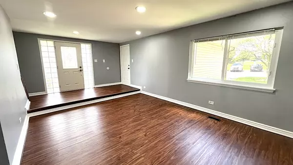 Schaumburg, IL 60193,541 Stone Gate CIR