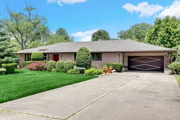 Willowbrook, IL 60527,520 Ridgemoor DR