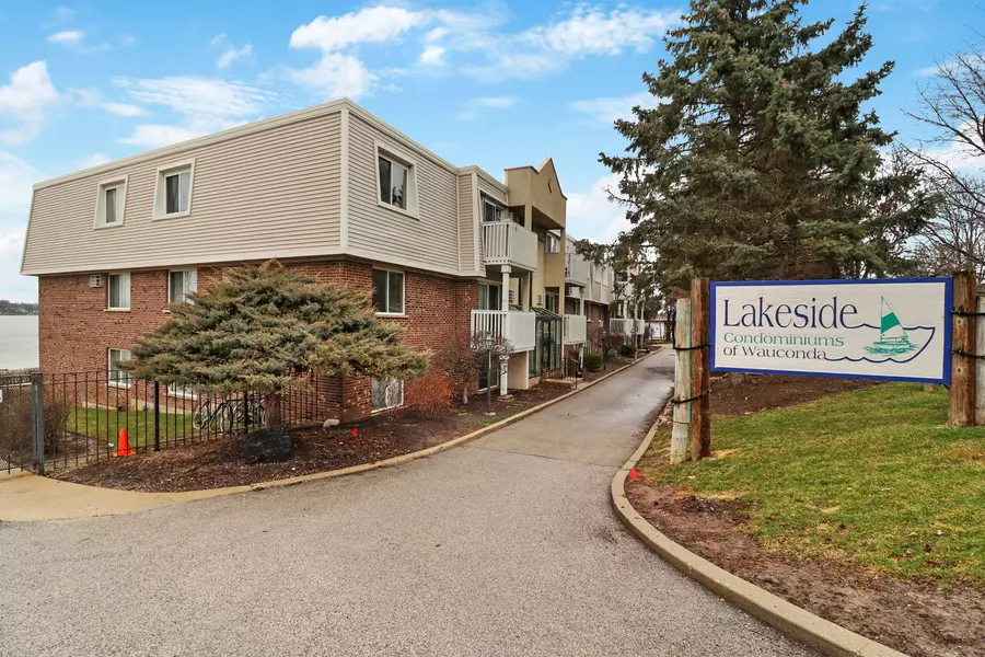 211 E Liberty ST #1, Wauconda, IL 60084