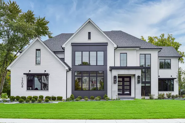 15w601 Grant ST, Burr Ridge, IL 60527