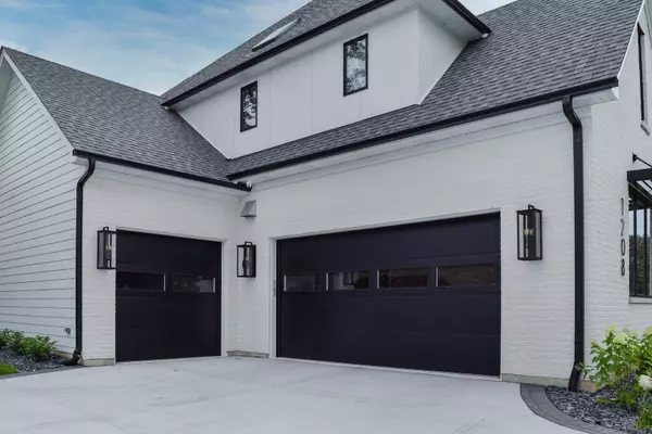 Burr Ridge, IL 60527,15w601 Grant ST