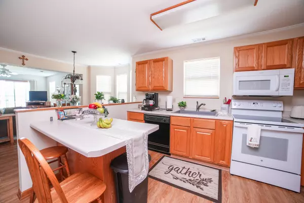 Bourbonnais, IL 60914,607 Huntington CT #607