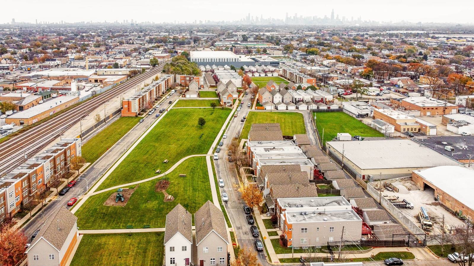 Chicago, IL 60639,5317 W Galewood AVE