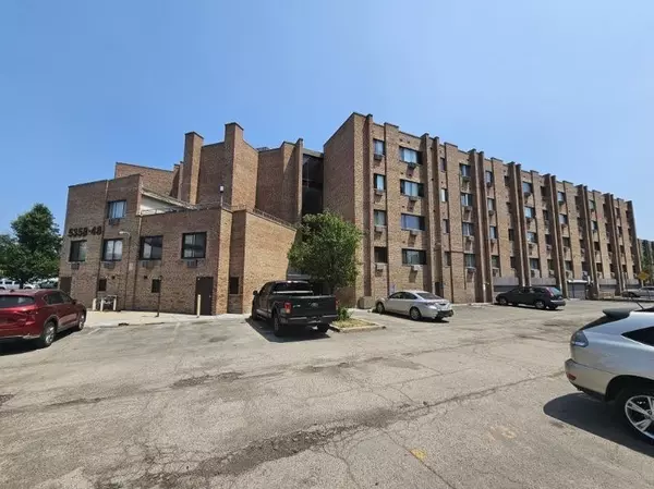 5348 N Cumberland AVE #308, Chicago, IL 60656