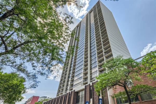 1636 N Wells ST #1505, Chicago, IL 60614