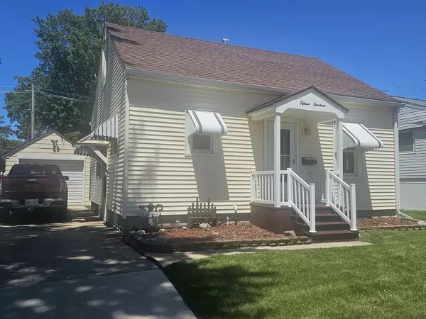 1514 E 16th ST, Sterling, IL 61081