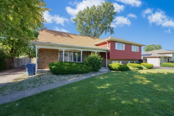 Palos Hills, IL 60465,7918 W 100th ST