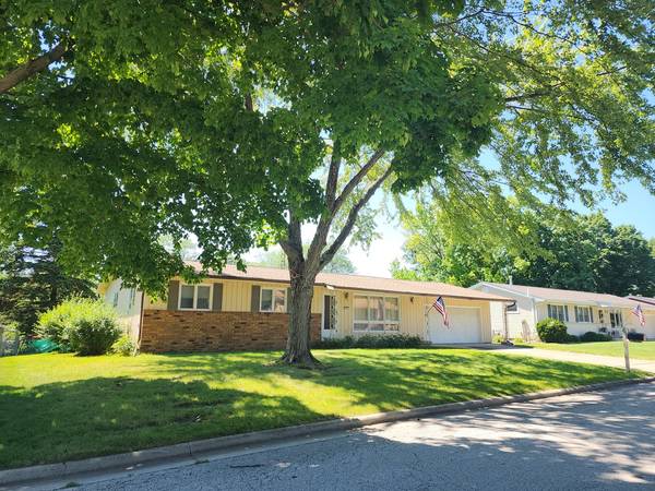 207 Concord DR, Normal, IL 61761