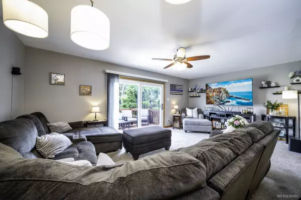 7914 160th ST Tinley Park, IL 60477