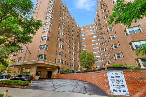 5630 N Sheridan RD #1018, Chicago, IL 60660