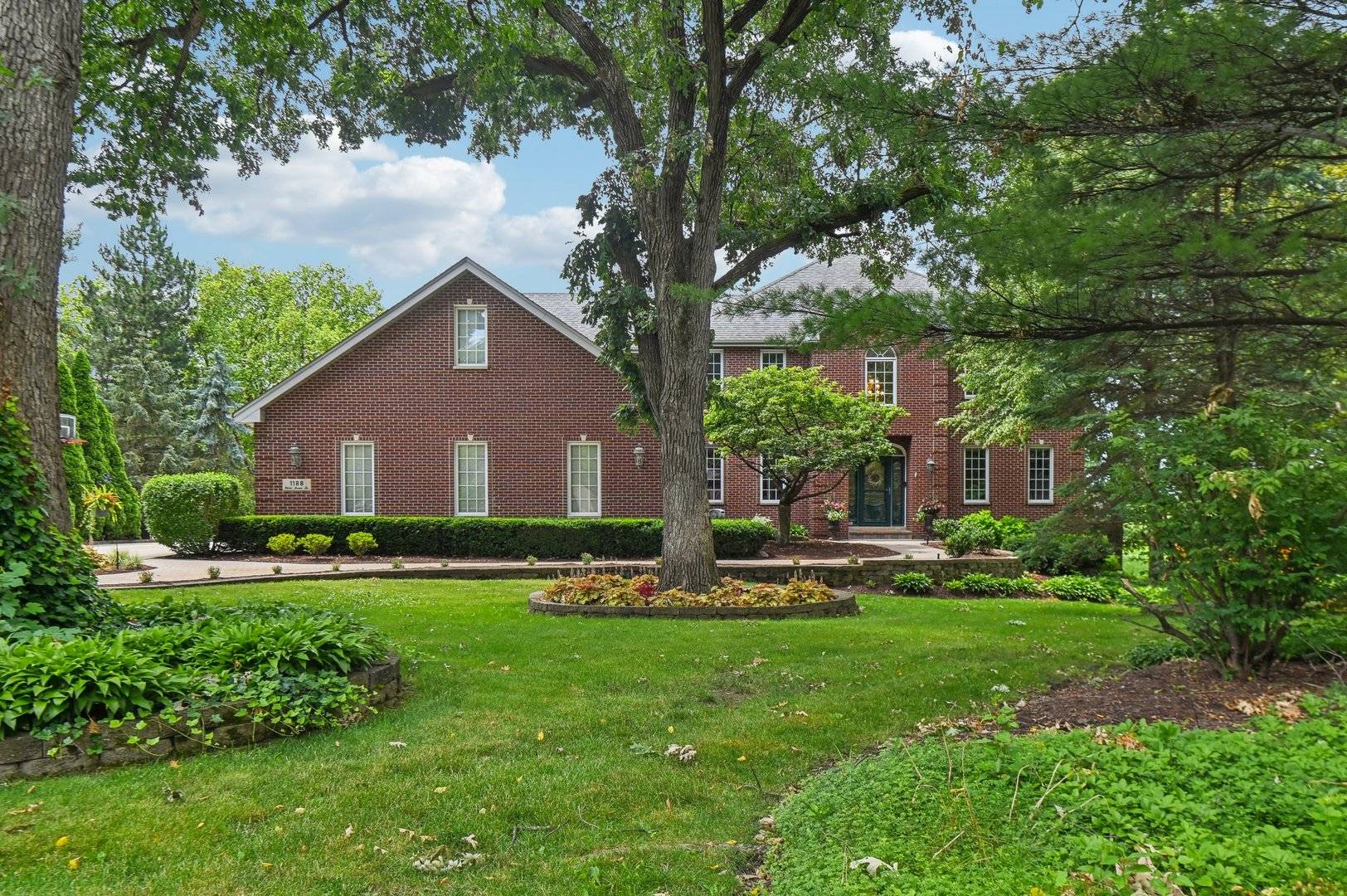 Lemont, IL 60439,1188 Notre Dame DR